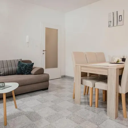 Kolovrat Apartment Podstrana